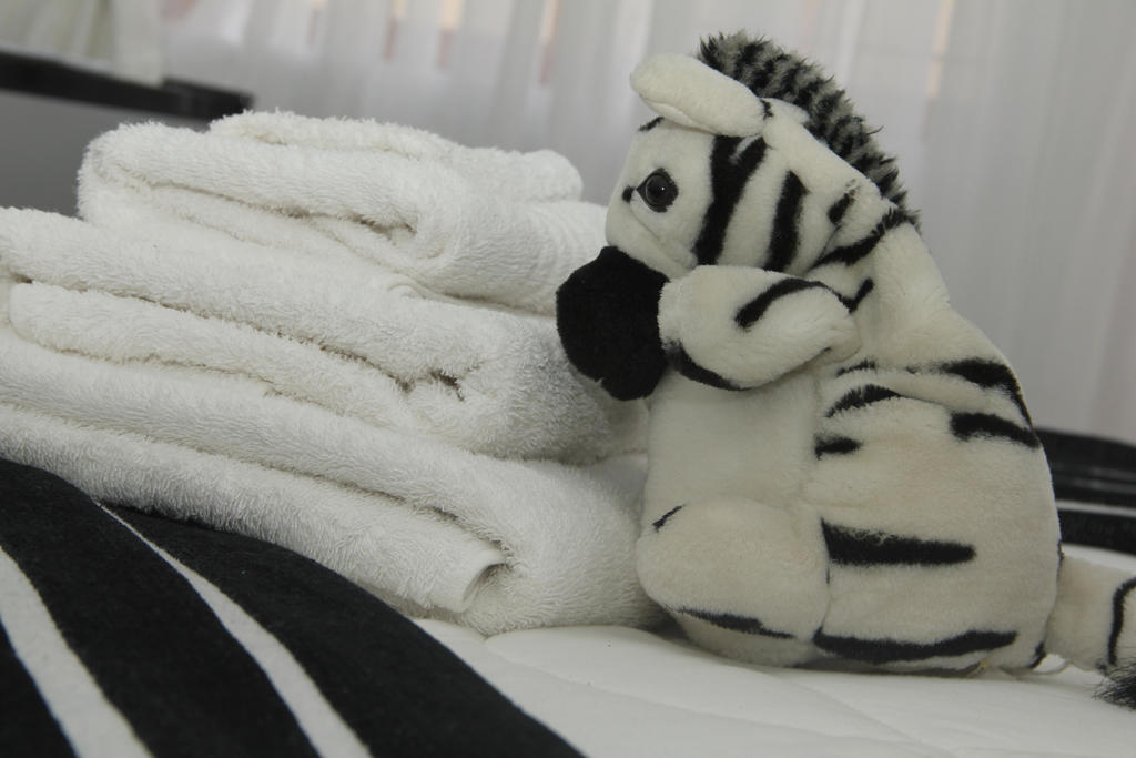 African Dreams Bed And Breakfast อีสต์ลอนดอน ภายนอก รูปภาพ